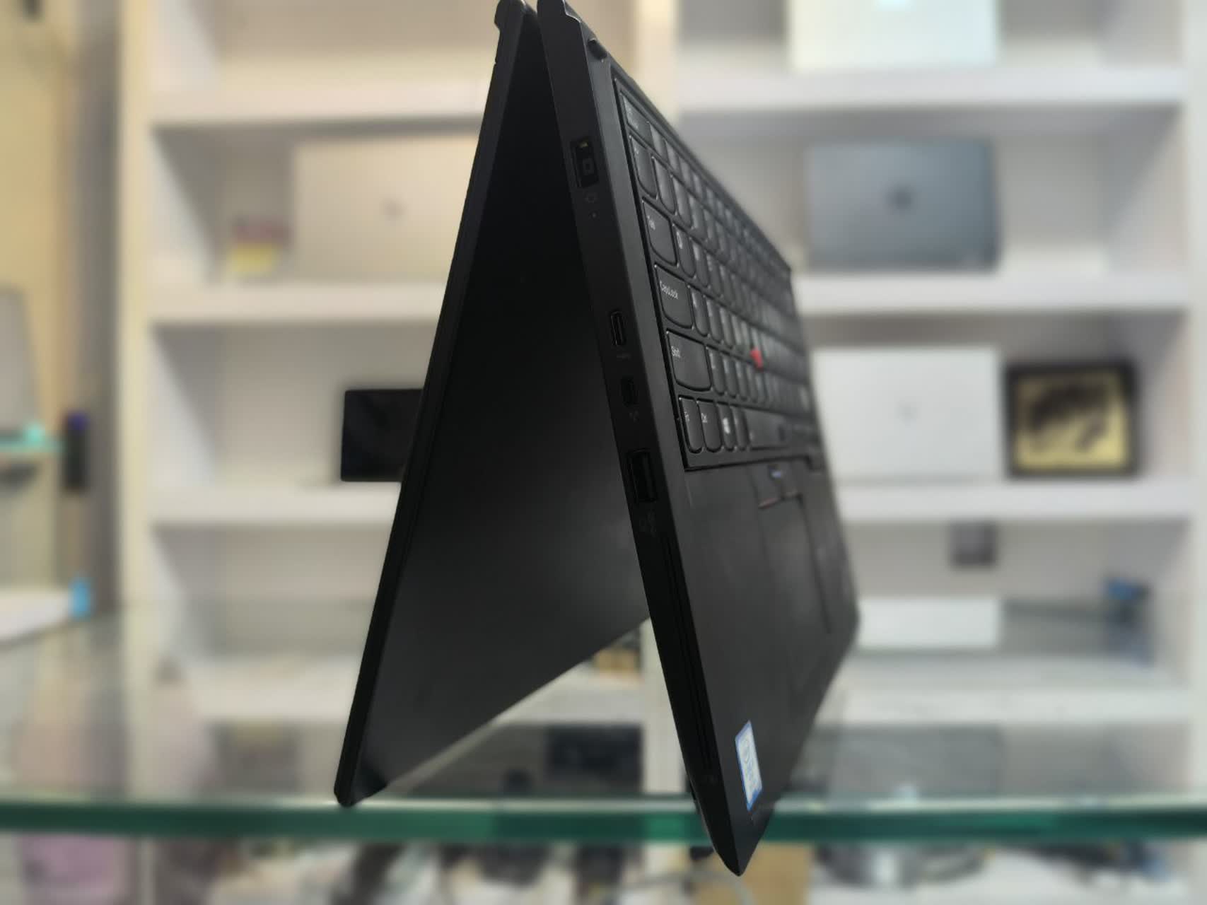 Lenovo Yoga 370 | Intel Core i7-7600